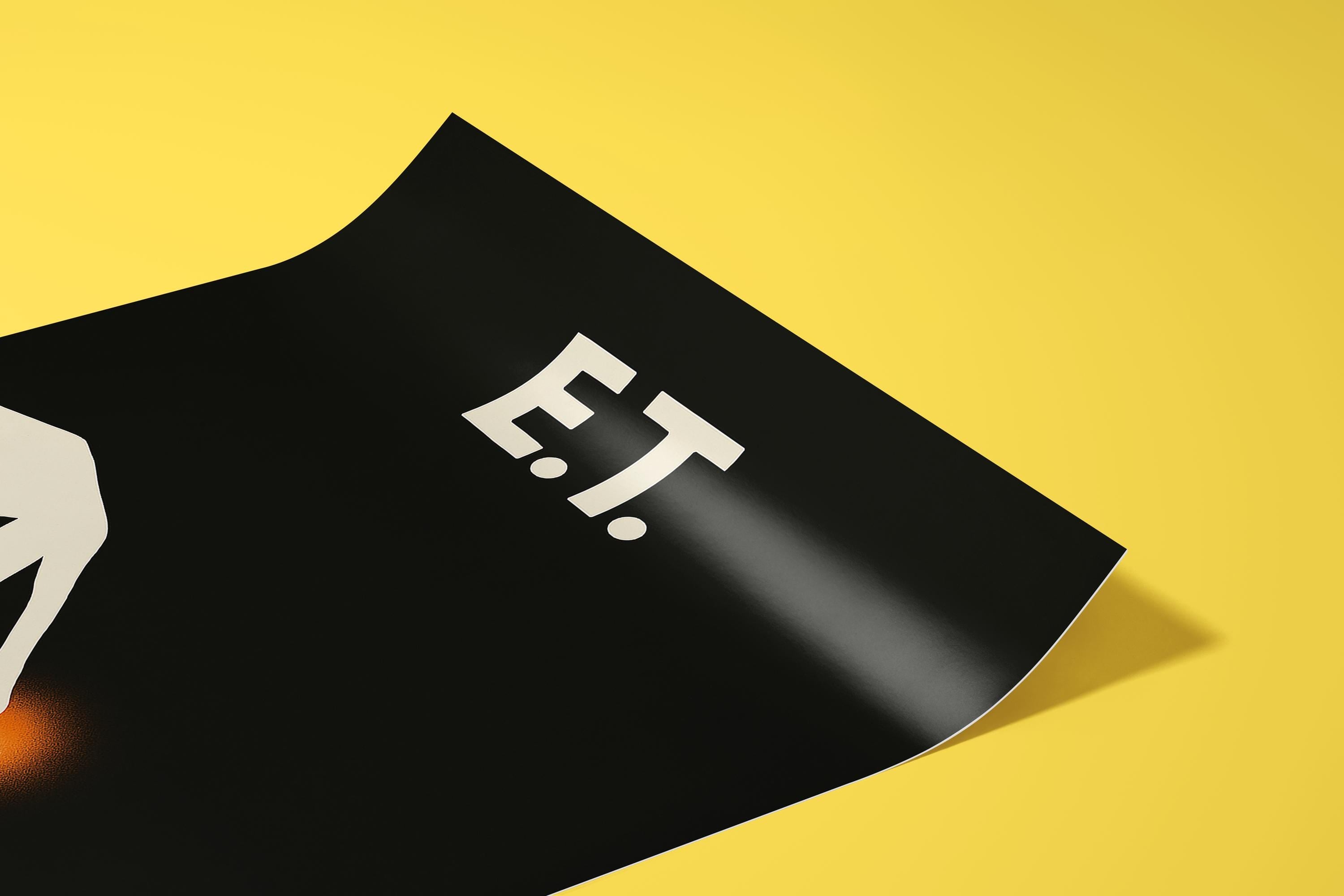 E.T. Minimalist Movie Poster - Spielberg Design Print, Simple Sci-Fi Decor, 80s Style Gift Idea